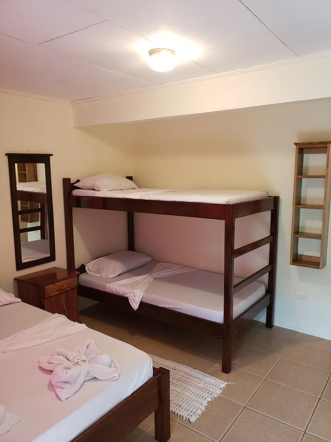 Cabinas Pura Vida B&B Tour Operator Drakes Bay Exteriör bild